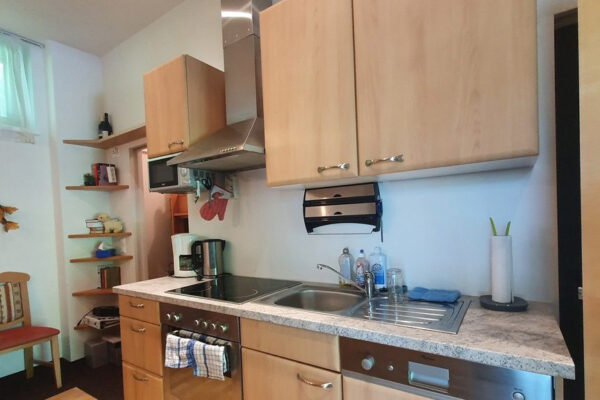 Voll ausgestattete Küche im Apartment